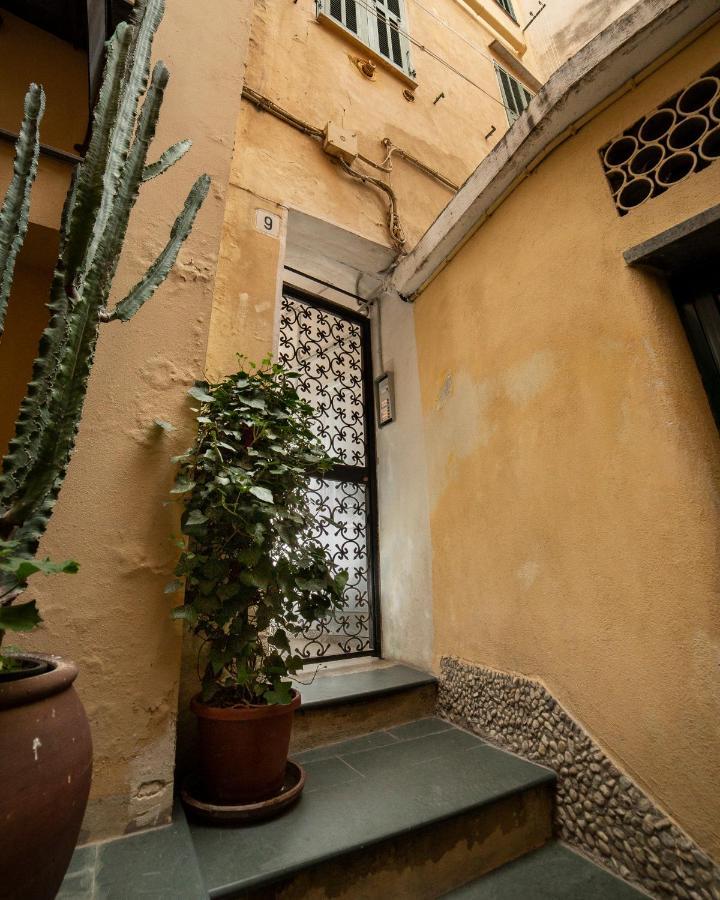 Sui Tetti, Caressa De Mae Apartment Bordighera Exterior foto